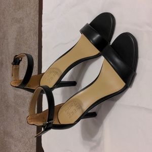 Naturalizer Leah Black Leather Heels - 7.5